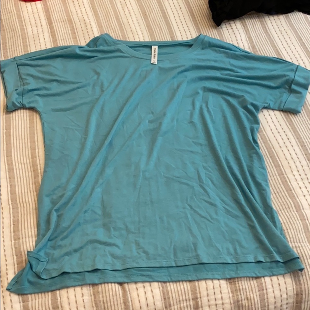Short sleeve top